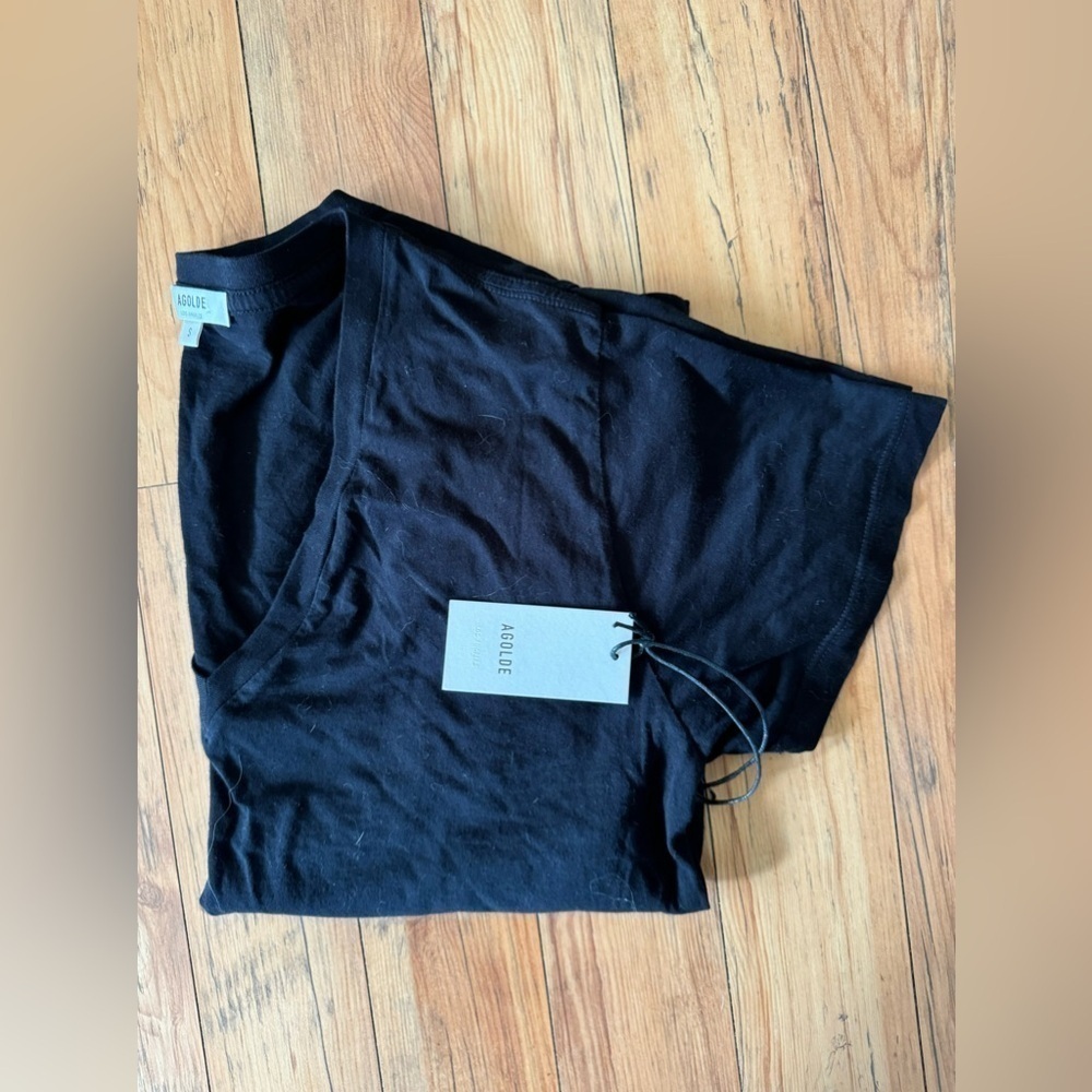 AGOLDE Black V-neck cotton-blend T-shirt - Picture 9 of 9